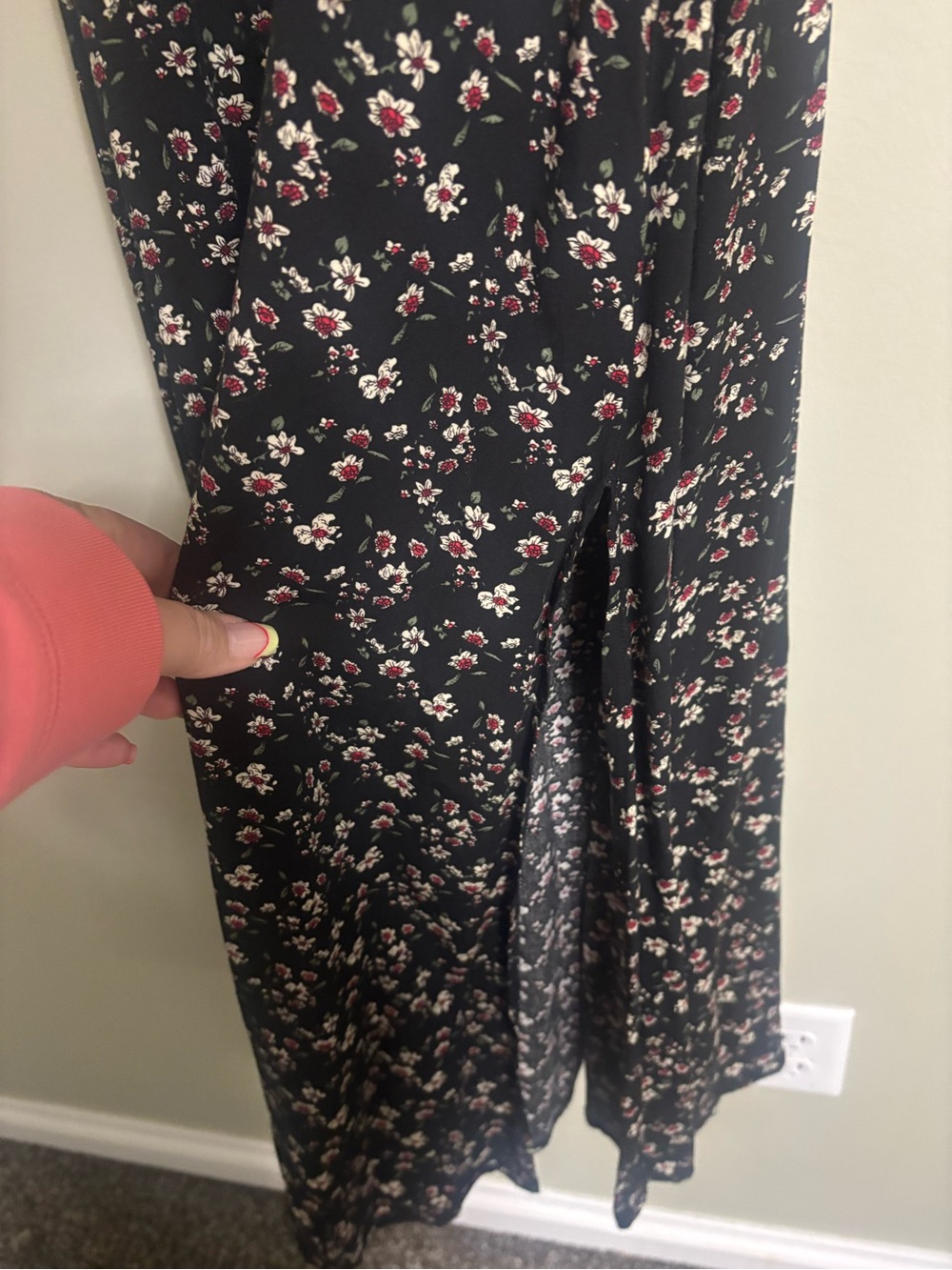 Natural Life Black Ditsy Floral Smocked Bodice Maxi Dress Boho Size Medium - Picture 8 of 8